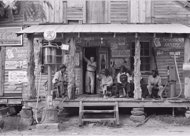 Interesting Pictures of a Country Store on Dirt Road in North Carolina, 1939; And Surprise That It Is Still Standing More Than 70 Years Later!_teo